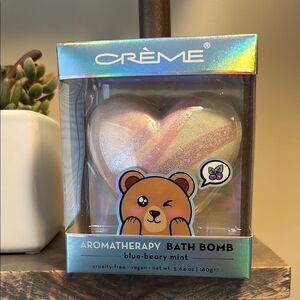 Cream Aromatherapy                               Blue - Beary - Mint Bath Bomb